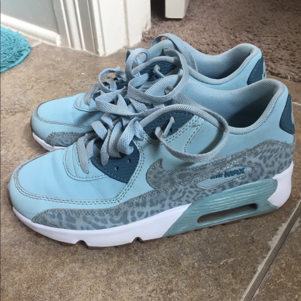 Girls mike air max 90 blue leopard shoes 5Y